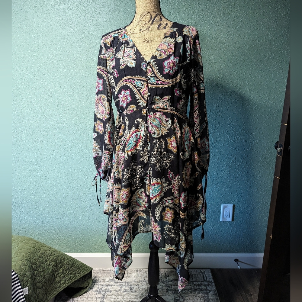 NWOT Influence high low Paisley dress - Picture 2 of 5